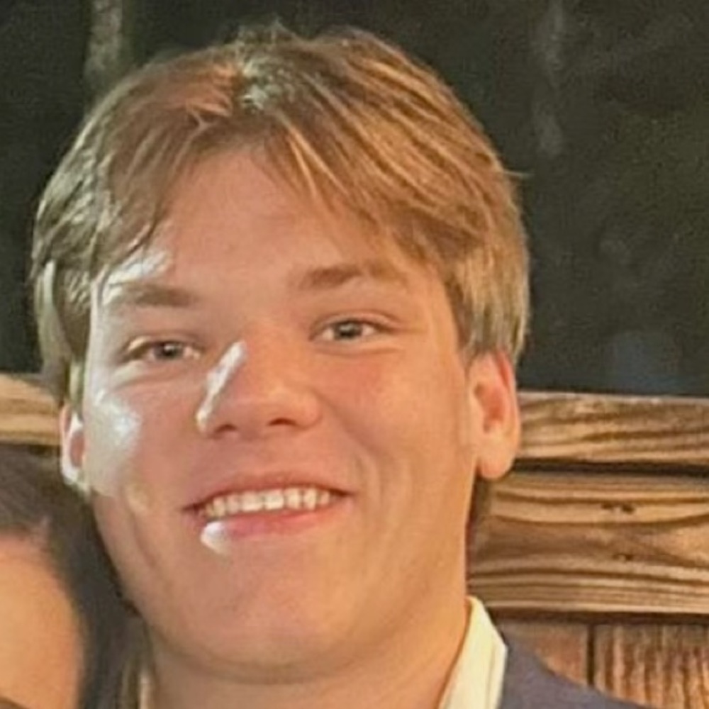 Meet your Posher, Daniel